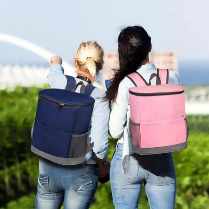 amies portent chacune glacière sac à dos