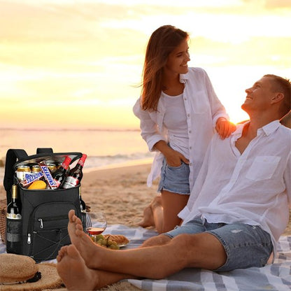 Couple avec sac a dos isotherme  noir plein air