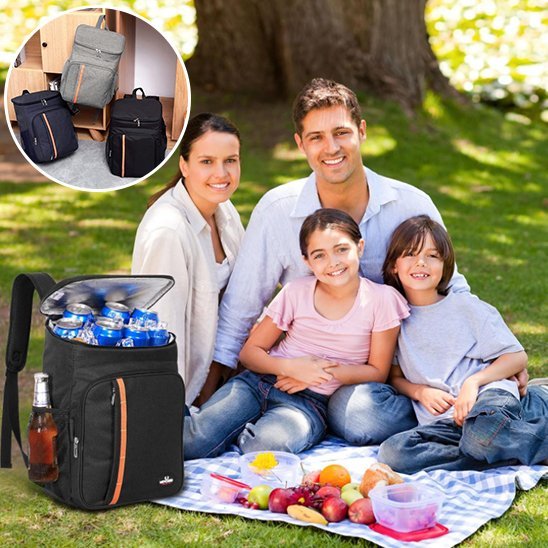 Famille avec sac isotherme noir pique-nique