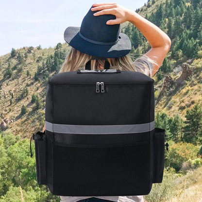 femme porte sac a dos isotherme 