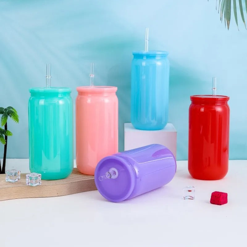gobelet plastique cinq différentes couleurs