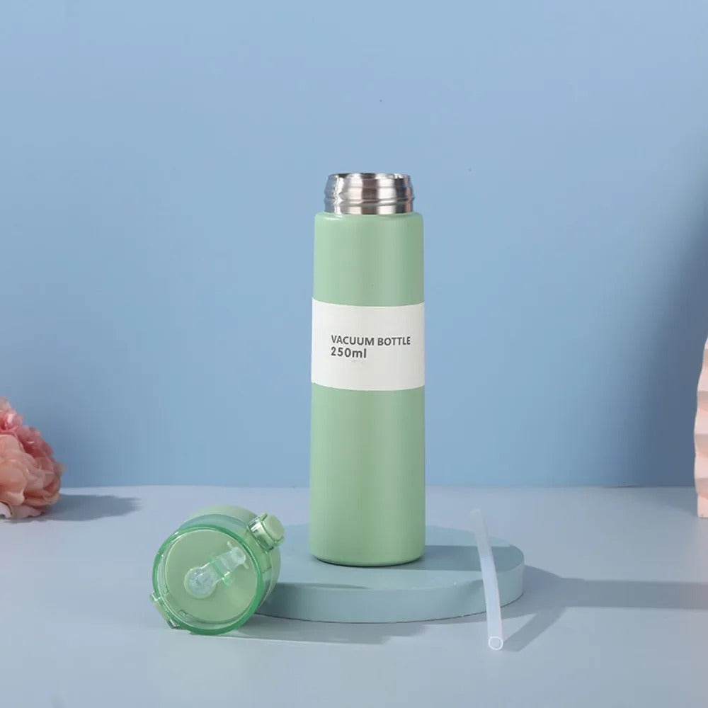 gourde avec paille verte 250 ml