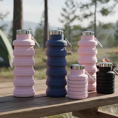 Gourde pliable en trois couleurs différentes plein air